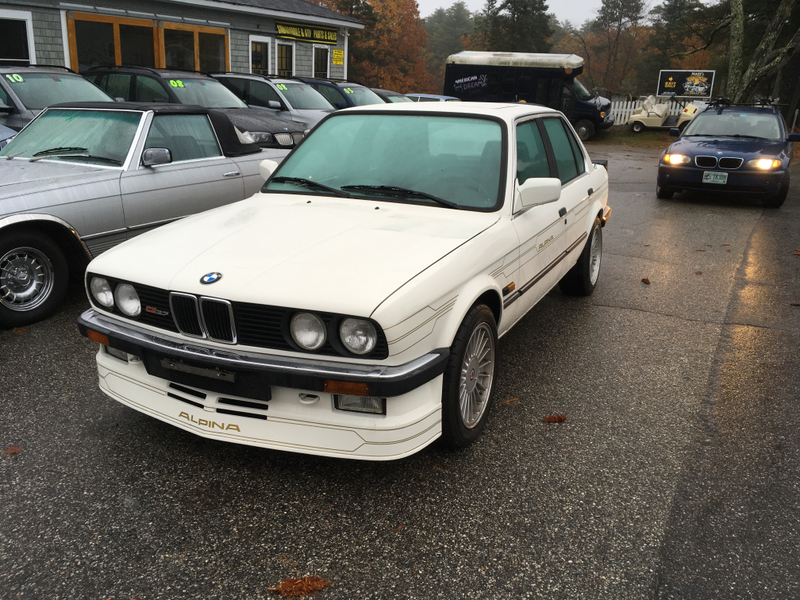 Illustration for article titled UPDATE: Identified - Alpina E30, C2 2.7